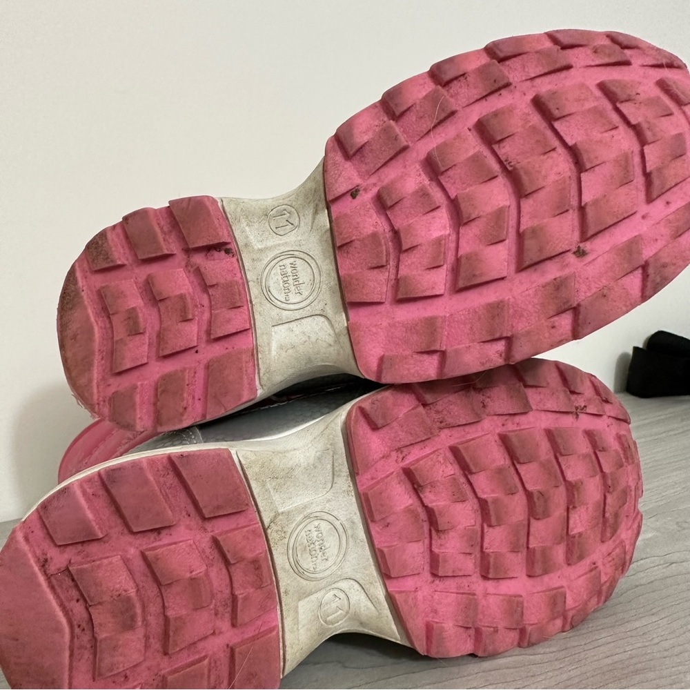 Pink winter boots - Picture 2 of 5